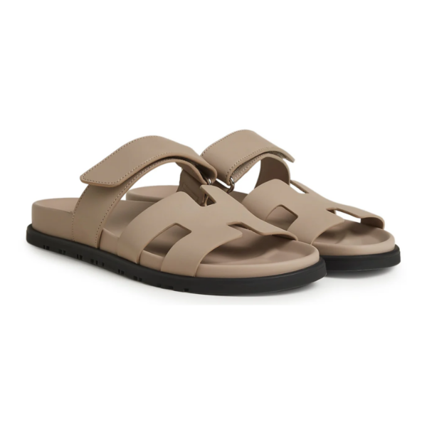 Hermes Chypre Sandal – Beige Mastic Calfskin Leather - Imagem 2