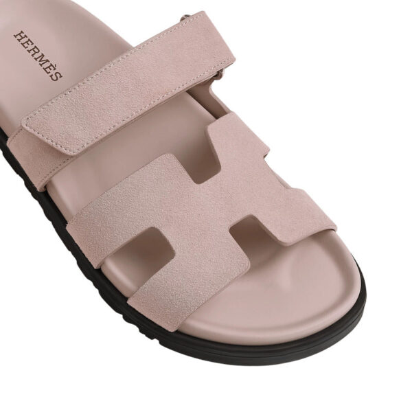 Hermes Chypre Sandal – Pink Suede - Imagem 4